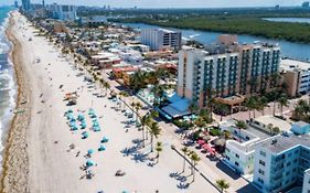 Walkabout 8 Tower Suite With Panoramic Ocean Views