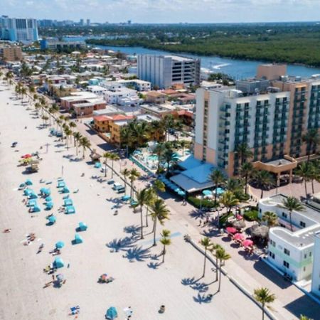 Walkabout 6 Suite On Hollywood Beach With Ocean Views Exterior photo
