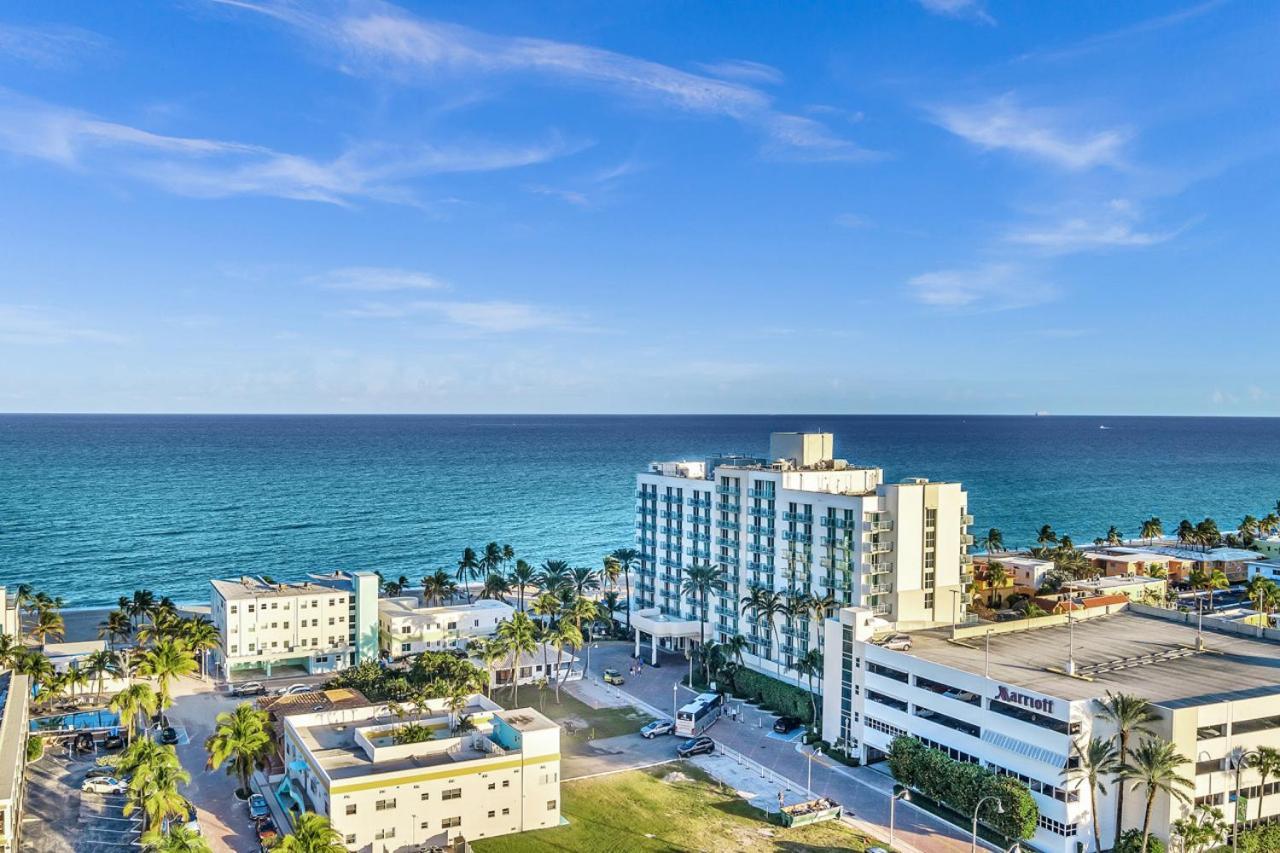 Walkabout 6 Suite On Hollywood Beach With Ocean Views Exterior photo