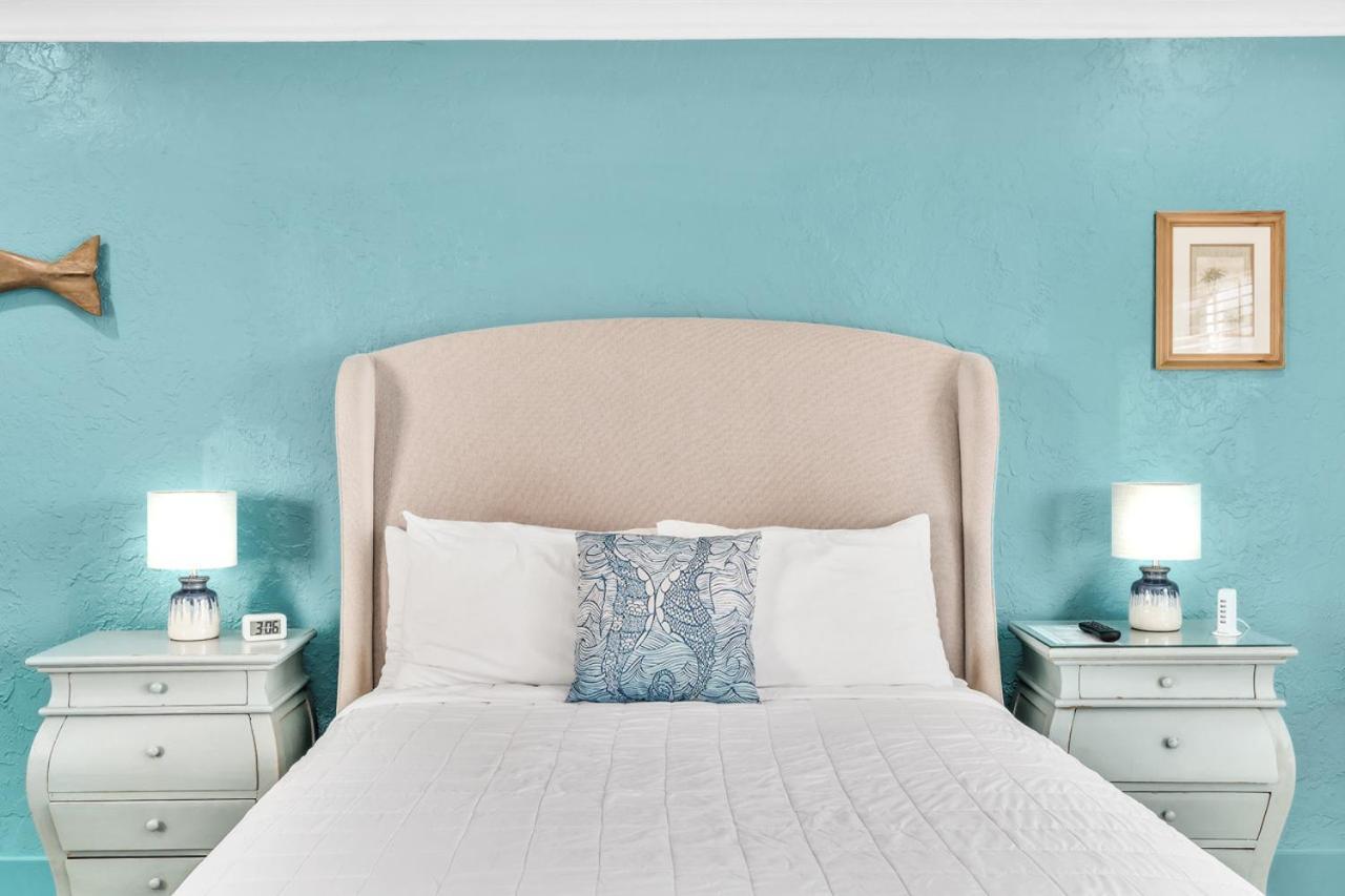 Walkabout 6 Suite On Hollywood Beach With Ocean Views Exterior photo