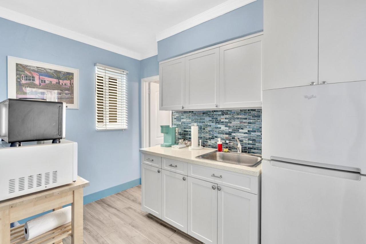 Walkabout 6 Suite On Hollywood Beach With Ocean Views Exterior photo